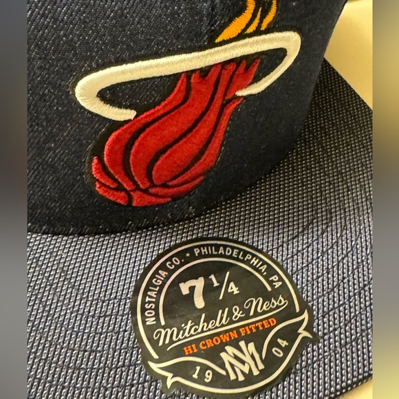Miami Heat Denim Fitted Hat - Picture 3 of 12